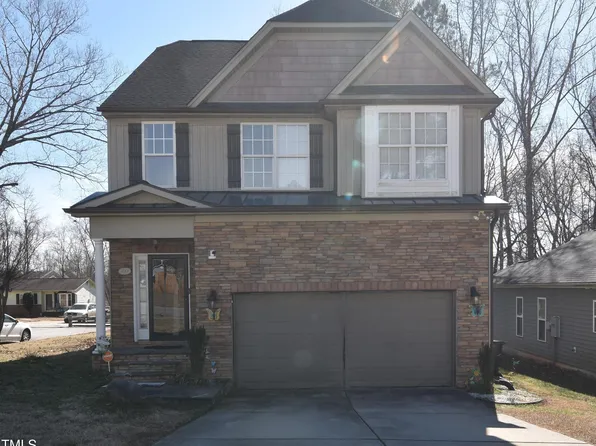 2701 Erinridge Rd, Raleigh, NC 27610