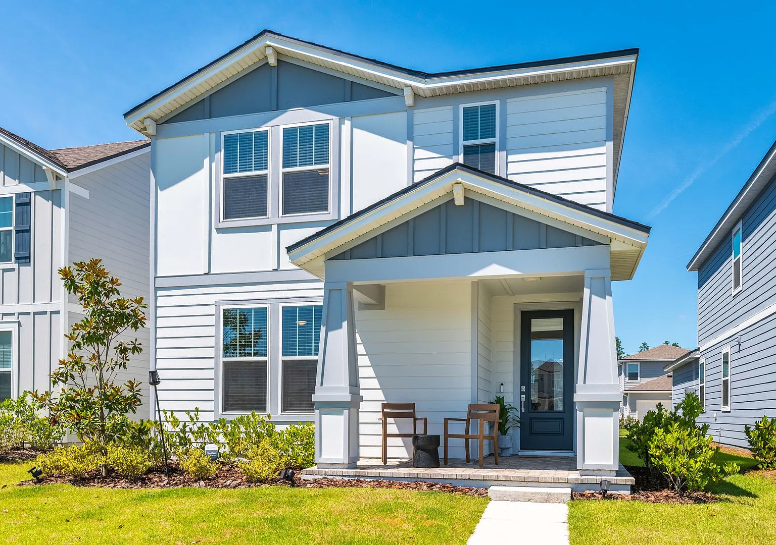 Waterfront Living in Wildlight! 4 bed - 3 bath — Photo 1