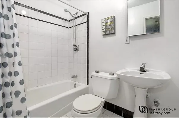 Rented by Batra Group Inc | media 14