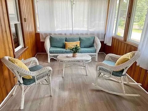 2 bed, $2,200 — Photo 2