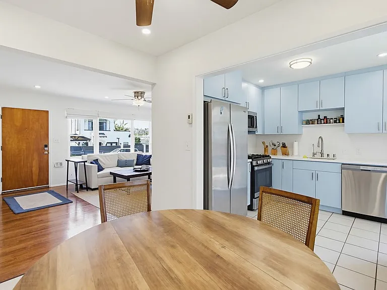 1973 Pacific Beach Dr — Photo 32