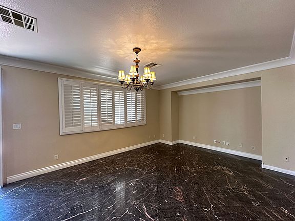 5th image of 9693 Vista Crest Ave