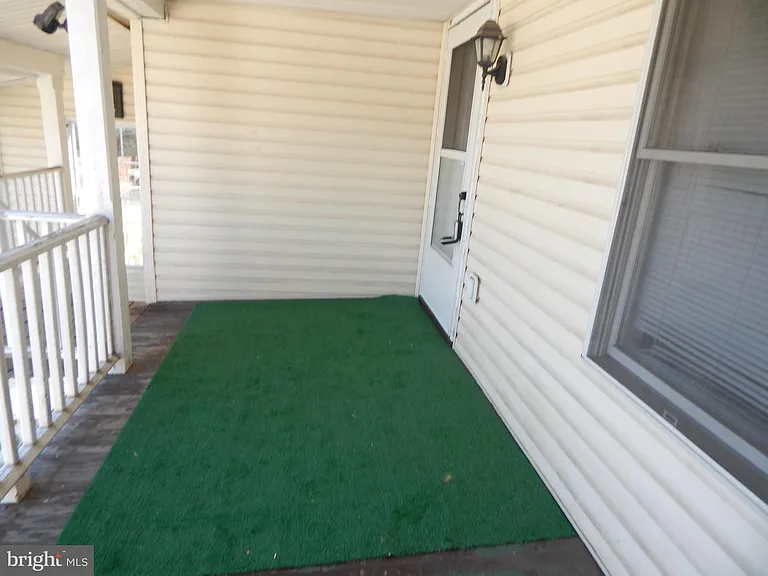 507 W John St #C — Photo 15