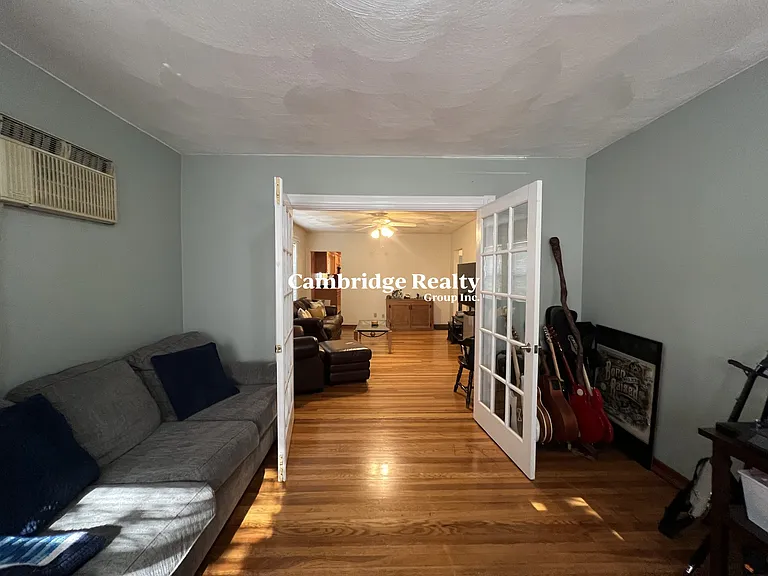 27 Willard St — Photo 5