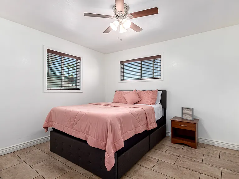 3212 E Granada Rd — Photo 19