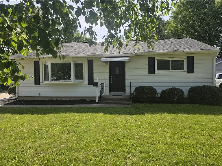 604 N Bird St — Photo 1