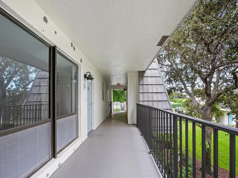 1120 Homewood Blvd #G204 — Photo 23