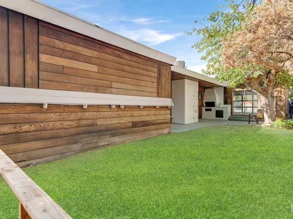 2715 Talisman Dr, Bakersfield, CA 93304