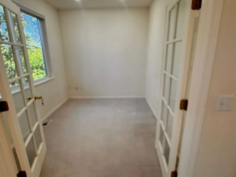 10100 Zermatt Cir — Photo 20