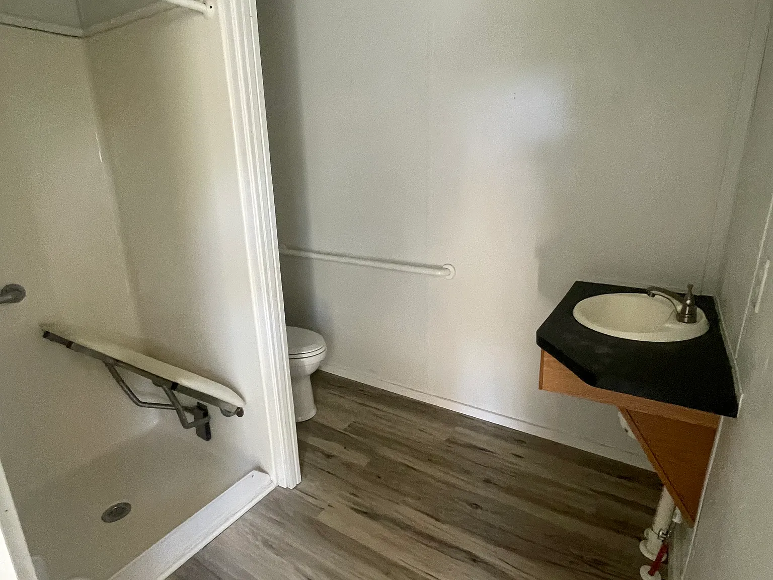 1 bed, $750 — Photo 2