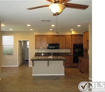 5th image of 303 Avenida Marlina