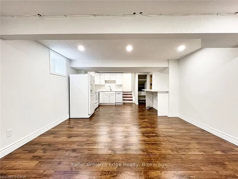 127 1st Rd W #LOWER — Photo 9