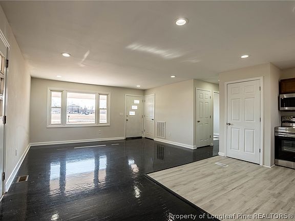 4th image of 226 Odell Rd