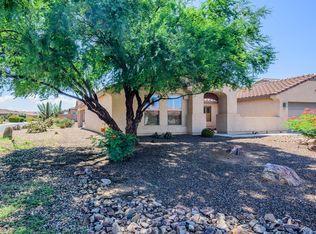 732 N Pebbles Ridge Dr, Green Valley, AZ 85614