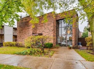 6341 N Ridge Ave APT 1B, Chicago, IL 60660