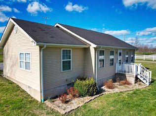 687 Goshen Rd, Stanford, KY 40484