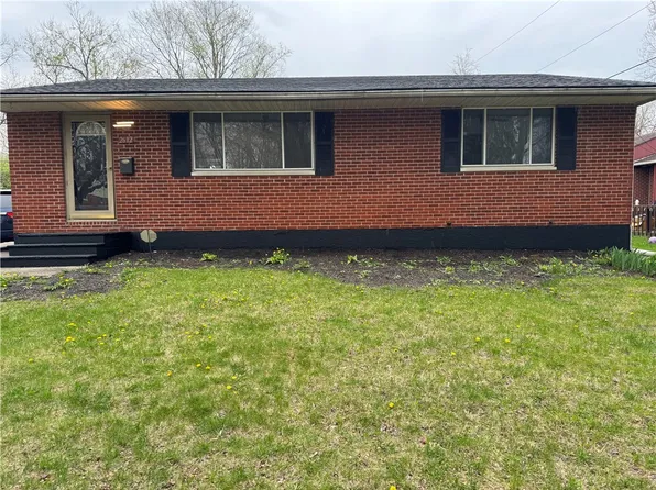 2612 Windlow Dr, Dayton, OH 45406
