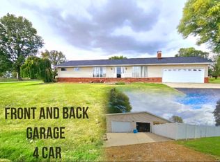 13607 Huey Rd, Carlyle, IL 62231