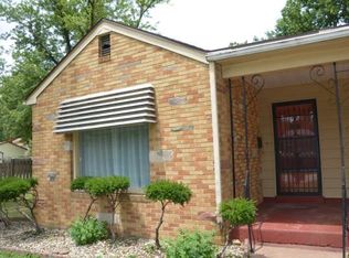 1120 E Lake Shore Dr, Decatur, IL 62521