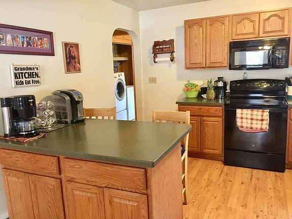 115 U Court Kitchen Island