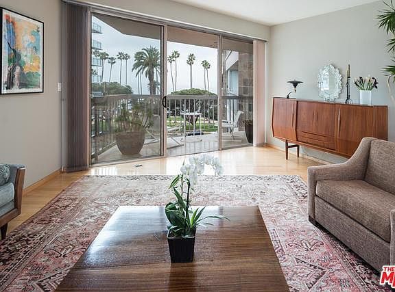 4th image of 515 Ocean Ave Unit 607S
