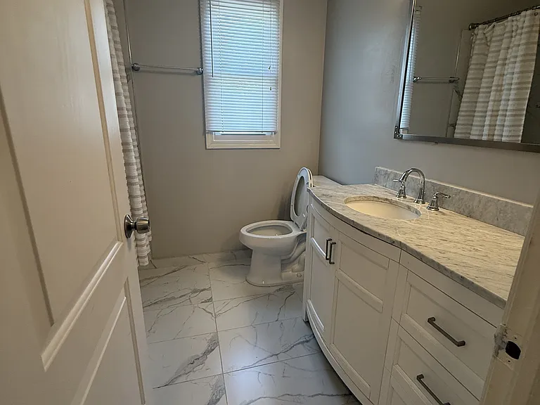 2504 John R Rd #1 — Photo 8