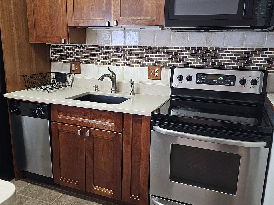2nd image of 2595 Massachusetts Ave APT 6