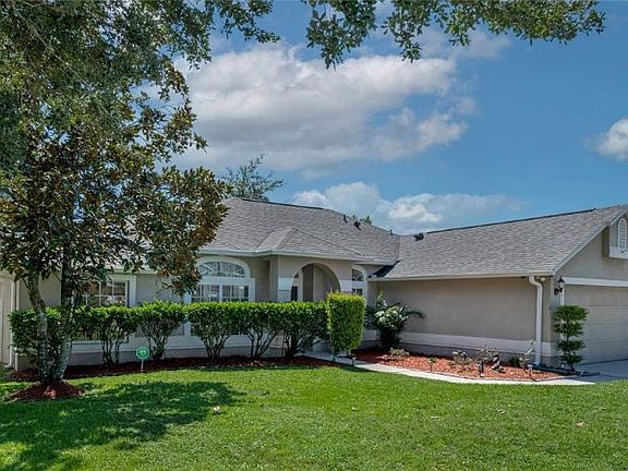 3rd image of 10916 Dearden Cir