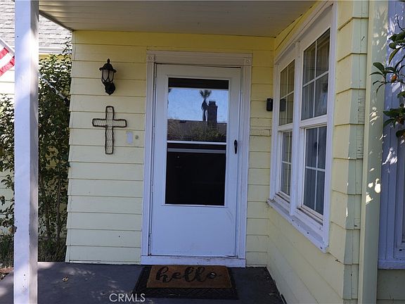 5th image of 409 4th St