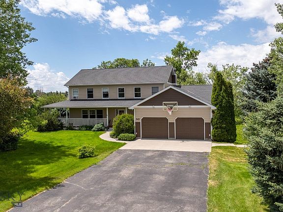 2nd image of 545 Mary Rd