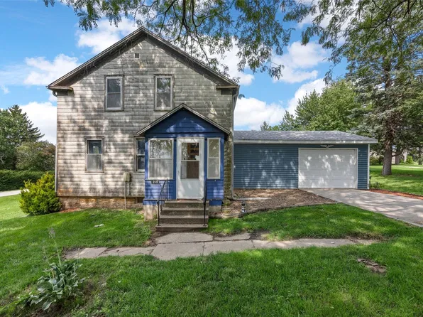 215 53rd Ave, Amana, IA 52203