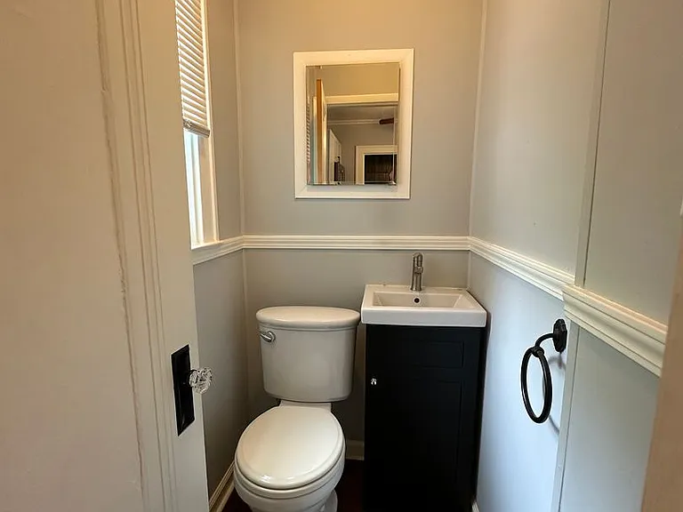 2132 Kalamazoo Ave SE — Photo 19