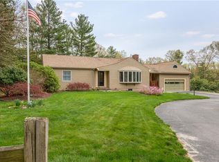 23 Whipple Rd, Smithfield, RI 02917