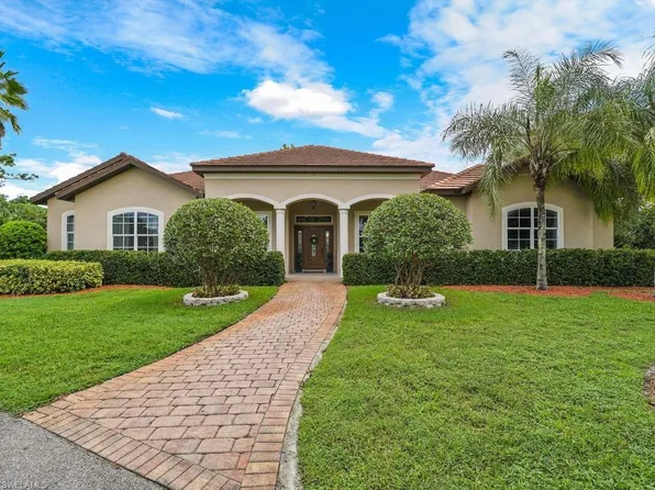 850 25th St SW, Naples, FL 34117