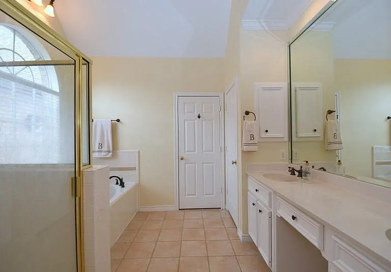 6841 Staffordshire Blvd — Photo 14