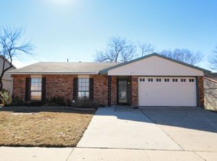 616 Valley View Dr, Allen, TX 75002