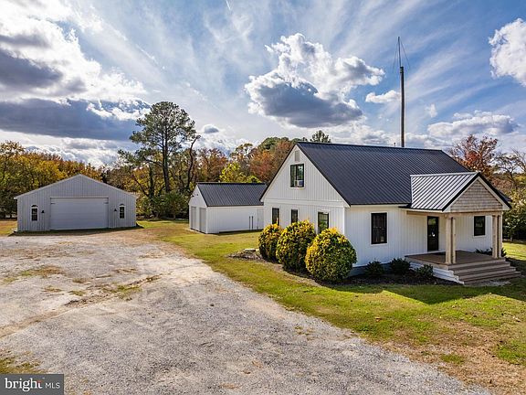 2nd image of 11212 Gum Point Rd