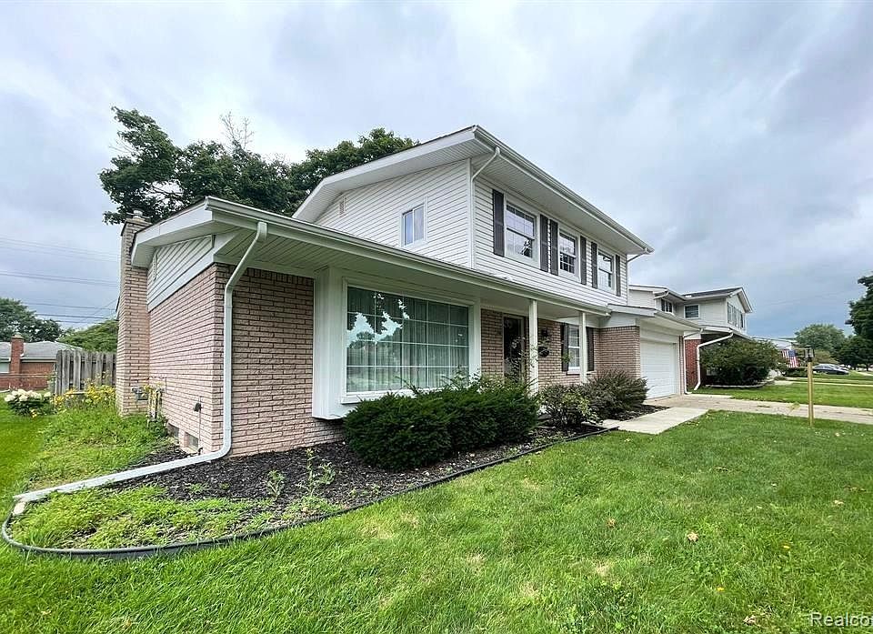1st image of 31245 Bretz Dr
