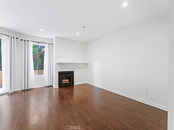 3rd image of 550 Orange Ave Unit 140