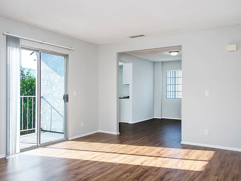 346 San Marcos St — Photo 4
