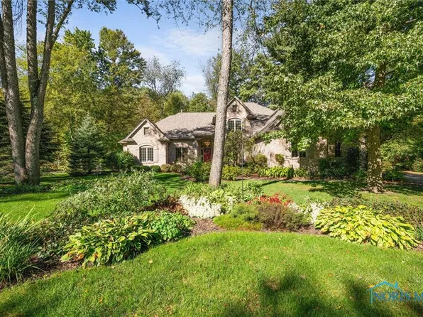 11368 Birch Pointe Dr, Whitehouse, OH 43571