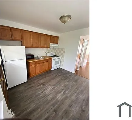 342 E 107th St #2W — Photo 2