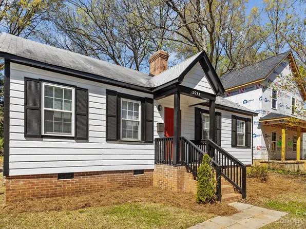 2044 Camp Greene St, Charlotte, NC 28208