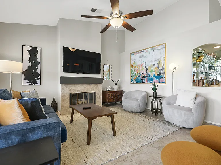 42315 Liolios Dr — Photo 12
