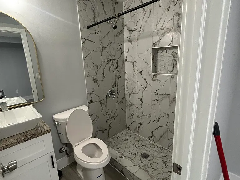 138 Ethelyn Dr — Photo 10