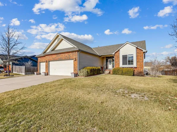 208 W Poplar St, Goddard, KS 67052