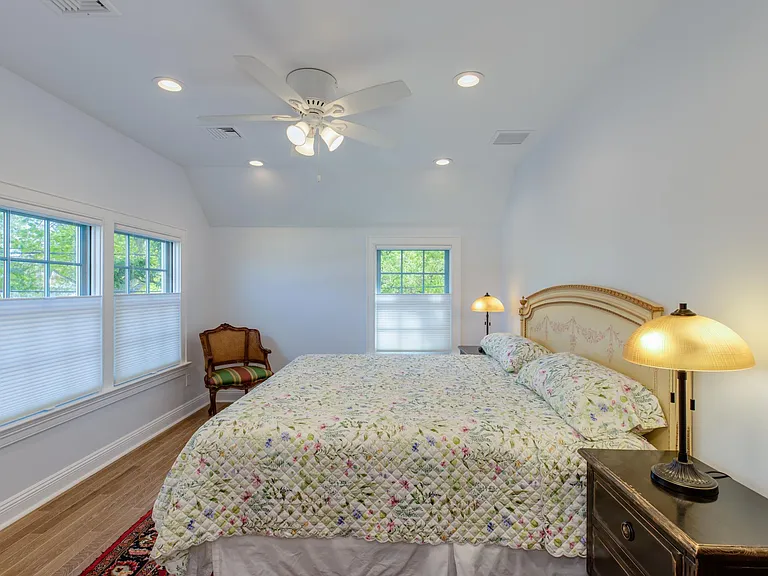 12680 Main Rd — Photo 23