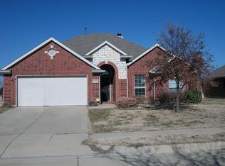 2130 Rose May Dr, Forney, TX 75126