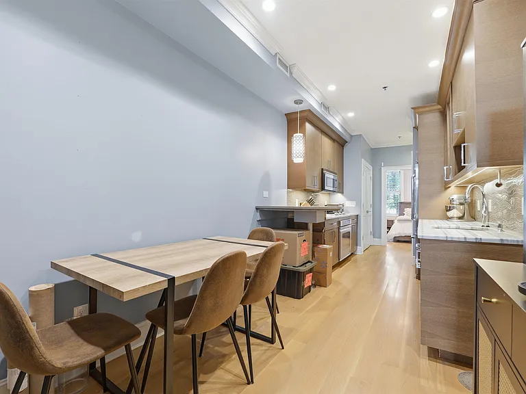 529 Jefferson St #2 — Photo 10