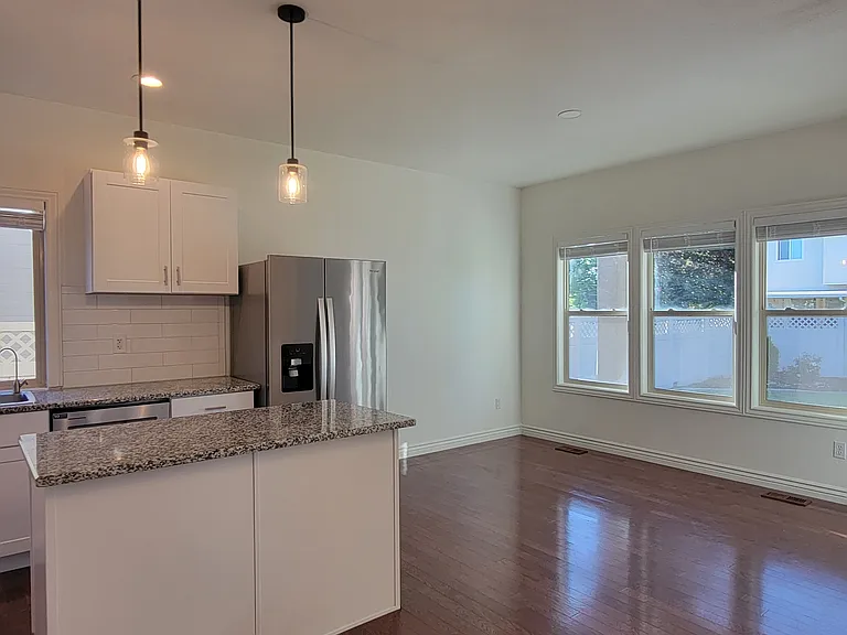2880 W Ravenna St — Photo 68